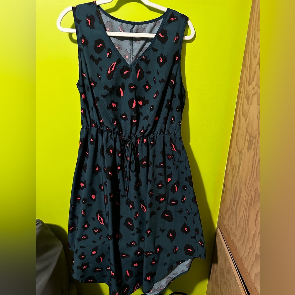 Bluish green sleeveless dress with pink leopard print
